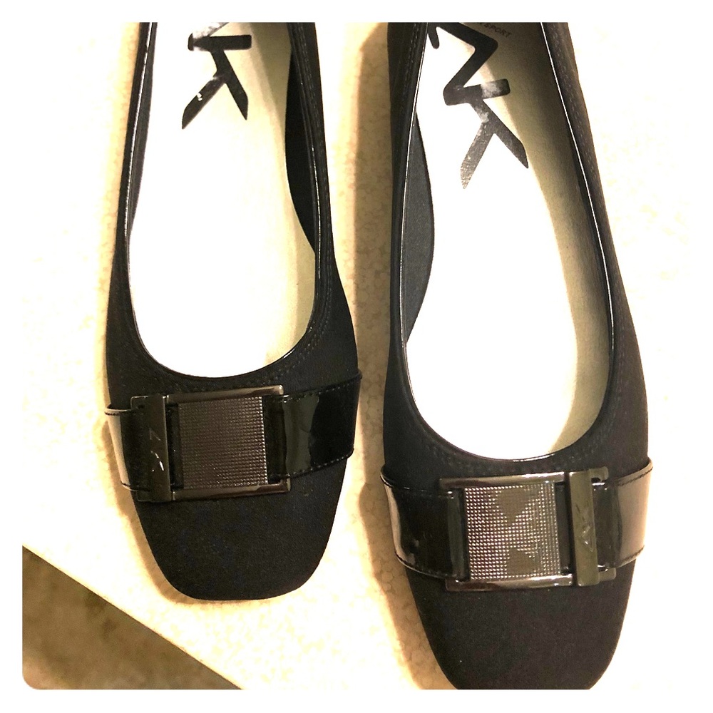 Size 7.5 black flats by Anne Klein